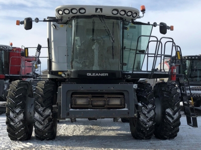 2011 Gleaner A86 Combine