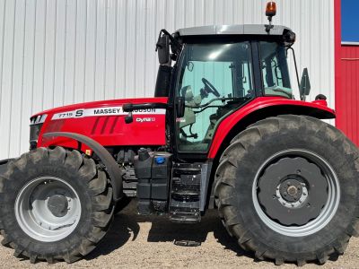 2018 Massey Ferguson 7715S Tractor