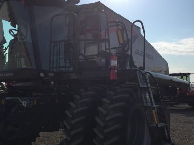2014 Gleaner S78 Combine