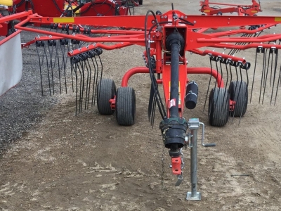Kuhn GA 4220 TH Master Drive Rotary Rake