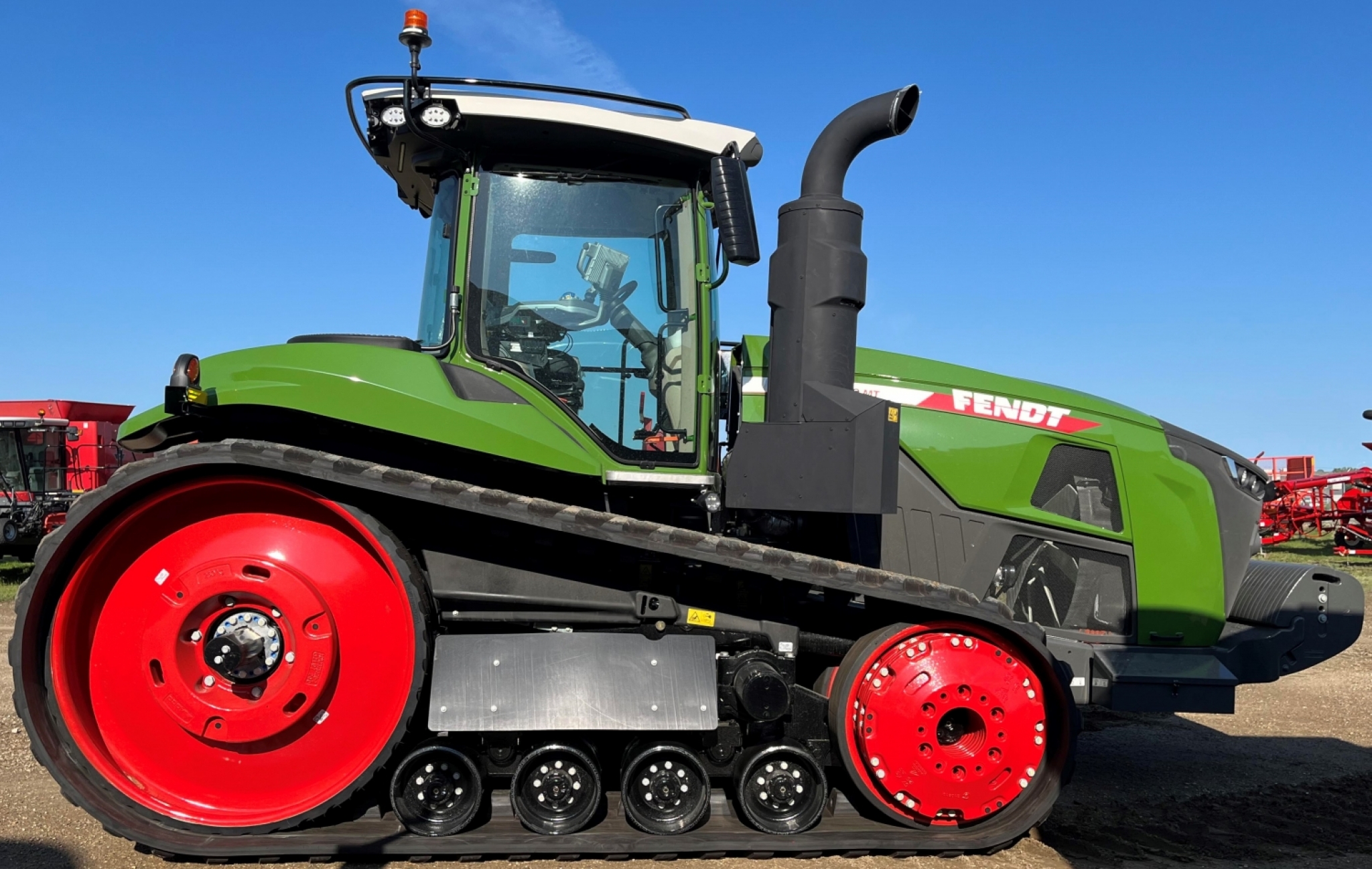 2024 Fendt 1167 Vario MT Tractor