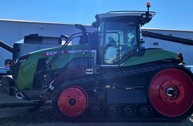 2024 Fendt 1167 Vario MT Tractor