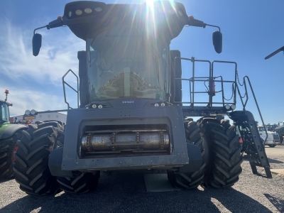 2020 Fendt IDEAL 9 Combine (1185 Engine Hours)