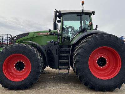 2021 Fendt 1050 G2 Vario Profi+ Tractor