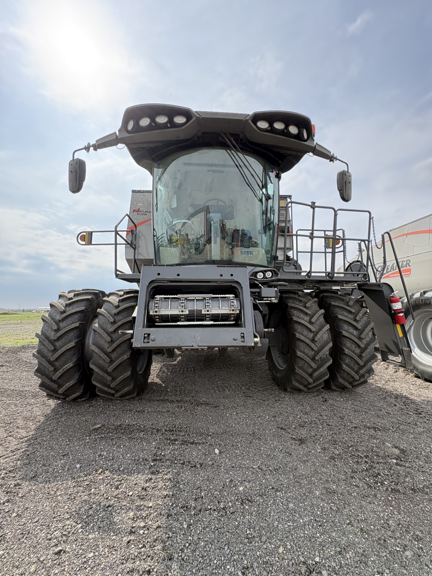 2023 Gleaner S98 Combine
