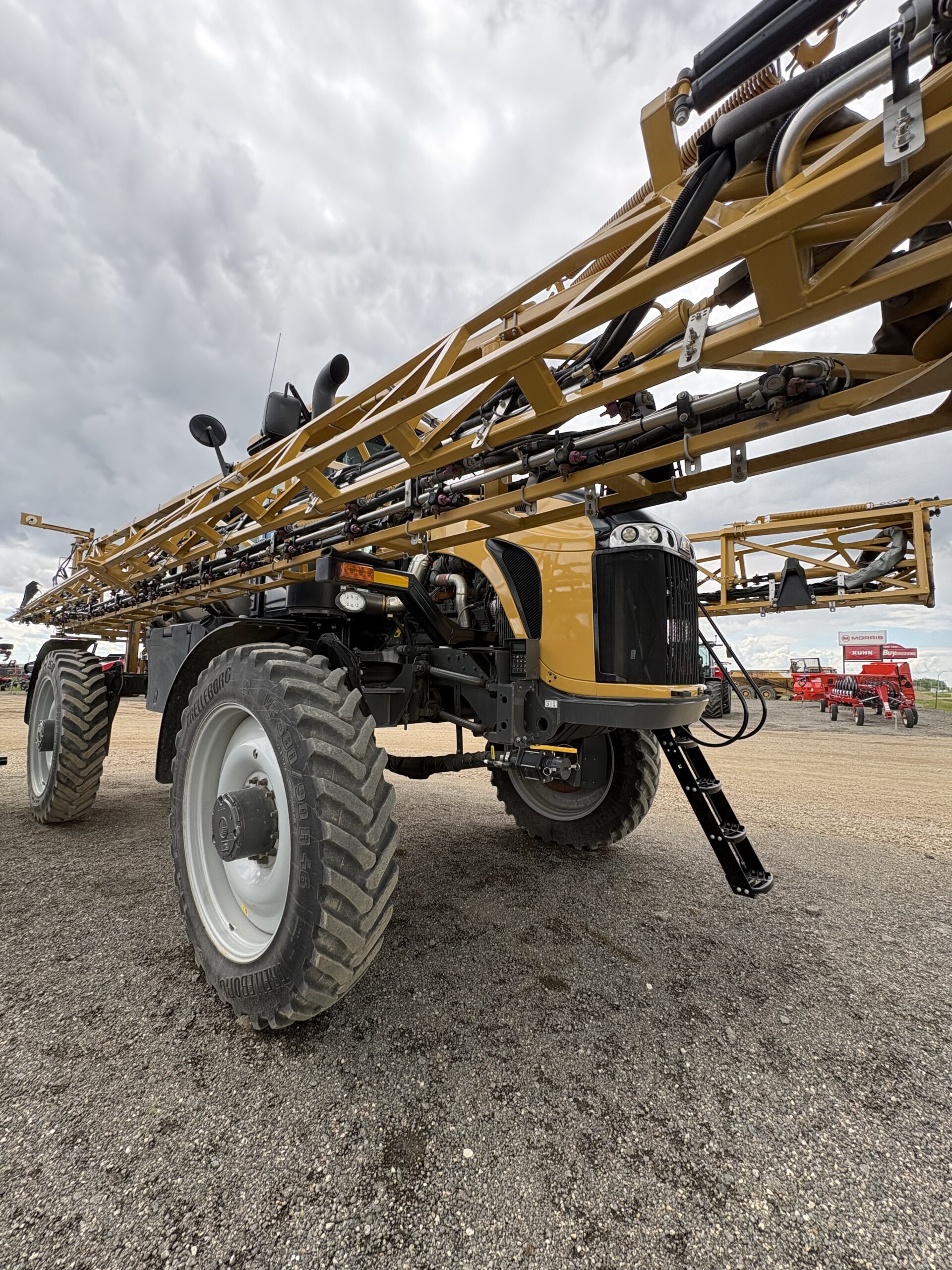 2022 RoGator 1300C Sprayer