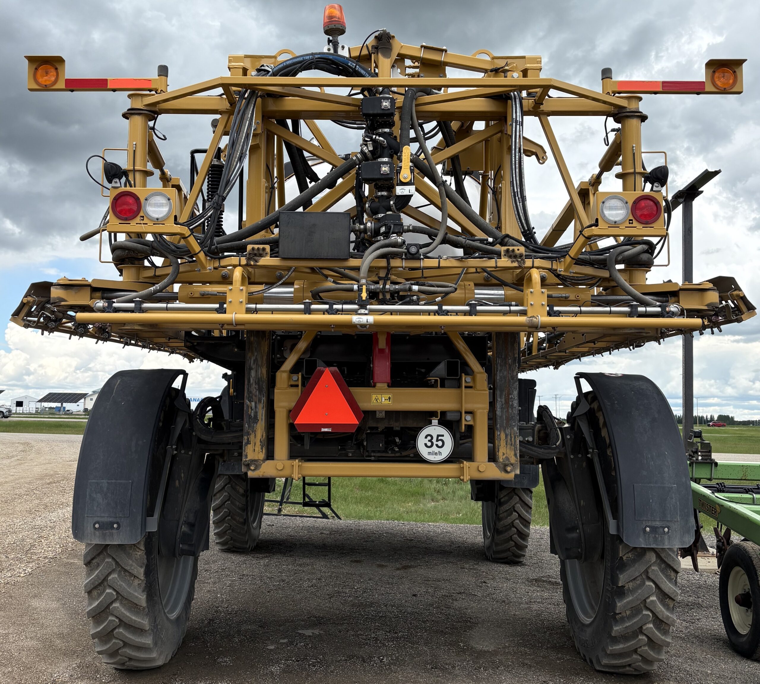 2022 RoGator 1300C Sprayer
